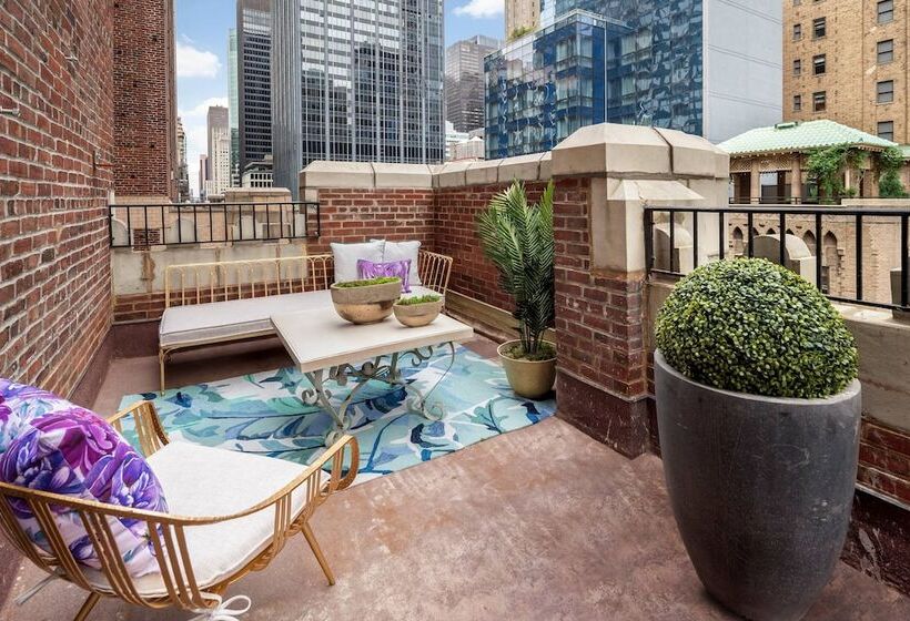 The Lexington Hotel, Autograph Collection