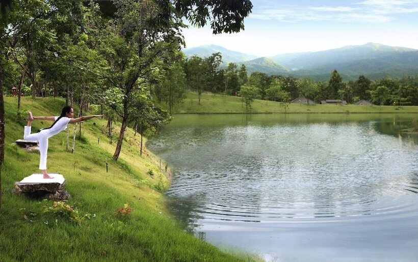 استراحتگاه Jirung Health Village