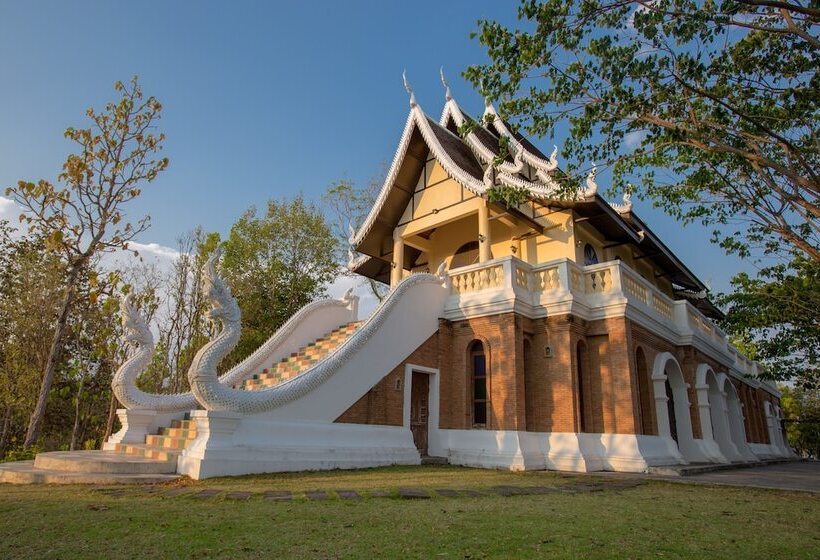 استراحتگاه Jirung Health Village