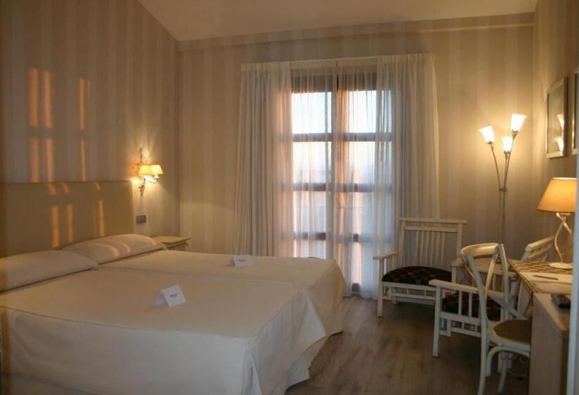 فندق Spa Villa Nazules
