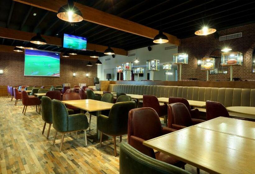 리조트 Grand Palladium Select Palace Ibiza