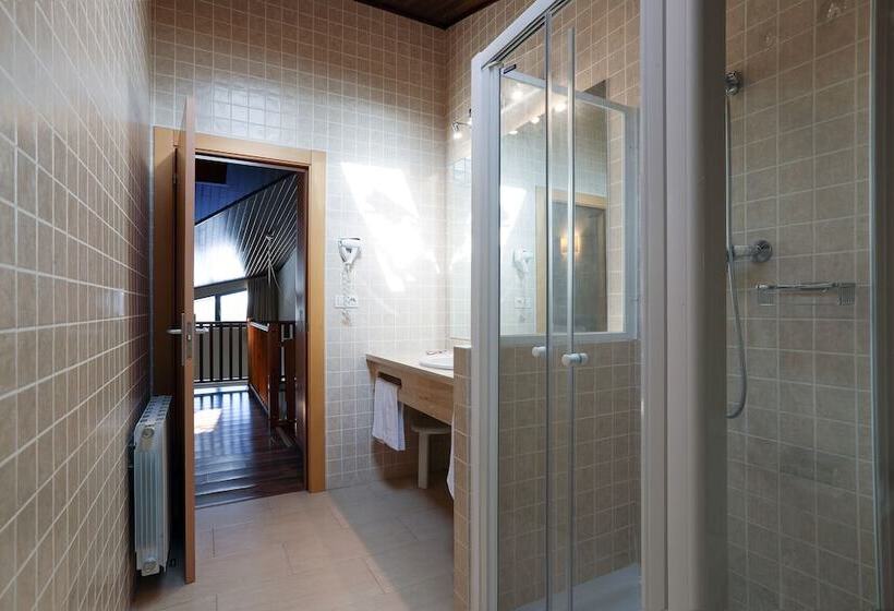 Guitart La Molina Aparthotel & Spa