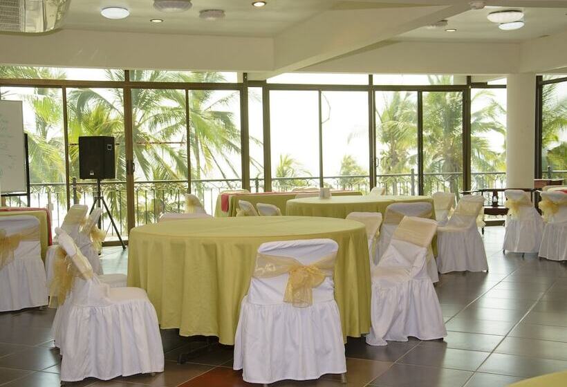 هتل Balcon Del Mar Beach Front