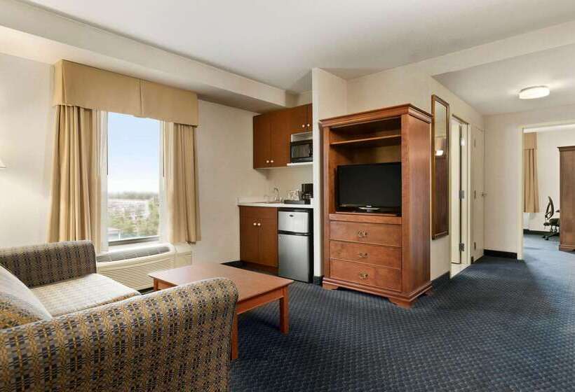 هتل Days By Wyndham Niagara Falls Centre St. By The Falls