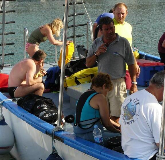 هتل & Diving Les Illes