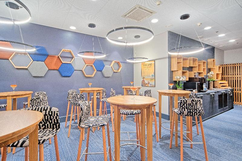 Отель Holiday Inn Helsinki West   Ruoholahti, An Ihg