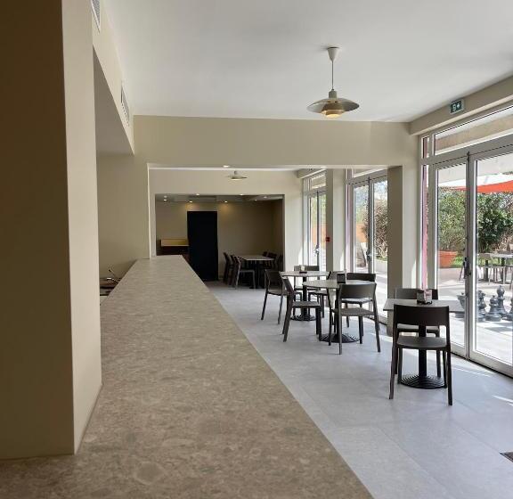 هتل Des Victoires   Restaurant