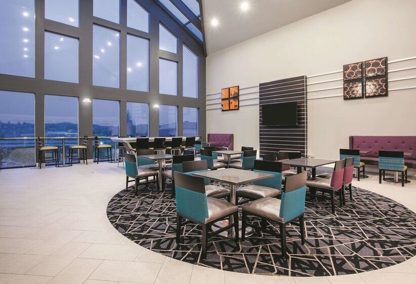 בית מלון כפרי La Quinta By Wyndham Dublin   Pleasanton