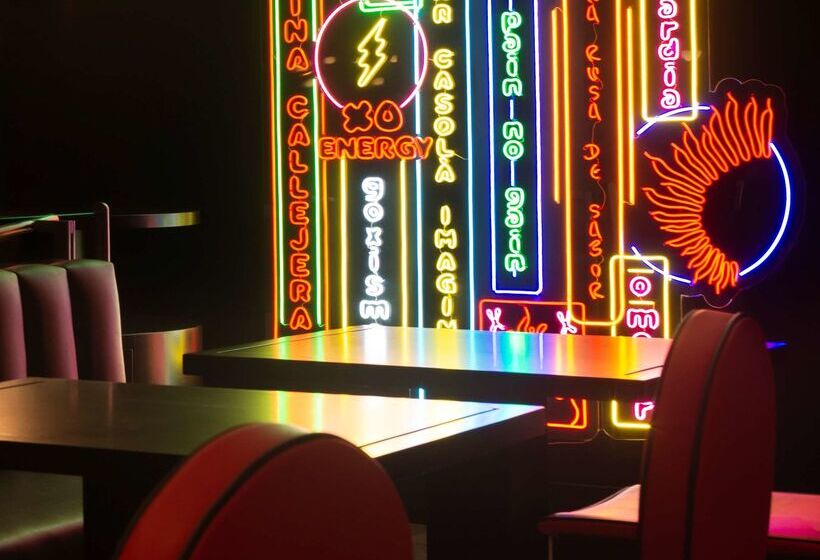 בית מלון כפרי NH Collection Barcelona Constanza