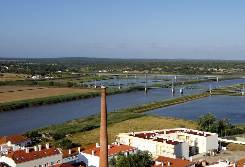 فندق Pousada Castelo De Alcacer Do Sal