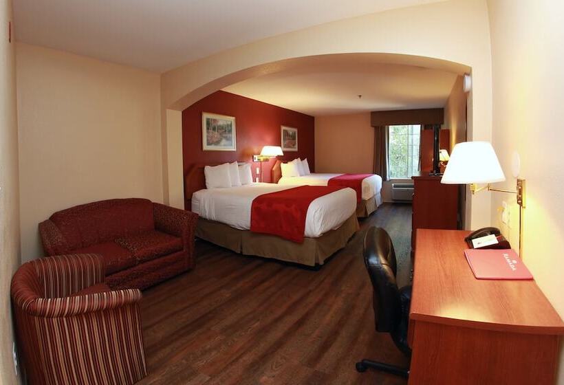 هتل Ramada By Wyndham Fresno Northwest