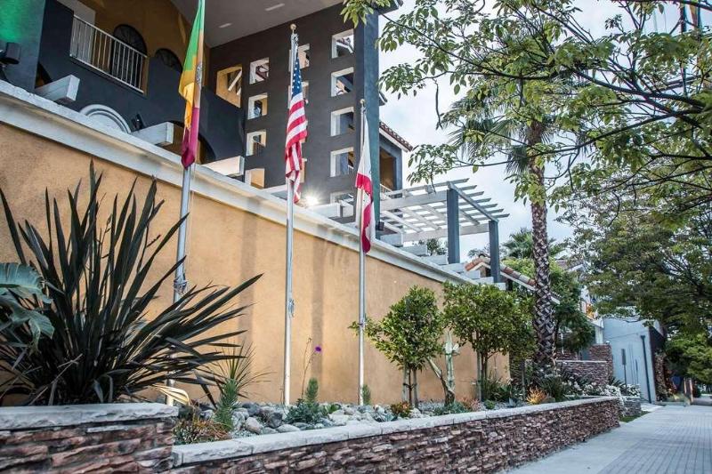 Tilt Hotel Universal Hollywood, Ascend Hotel Collection