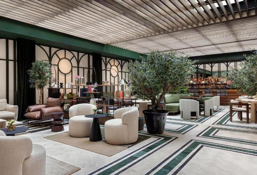 Tótem Madrid, A Small Luxury Hotel Of The World