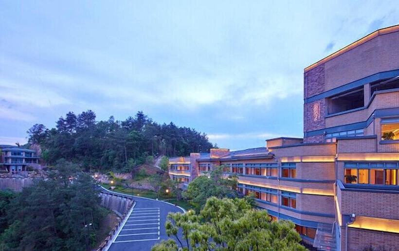 Отель Bright Qiandaolake Resort