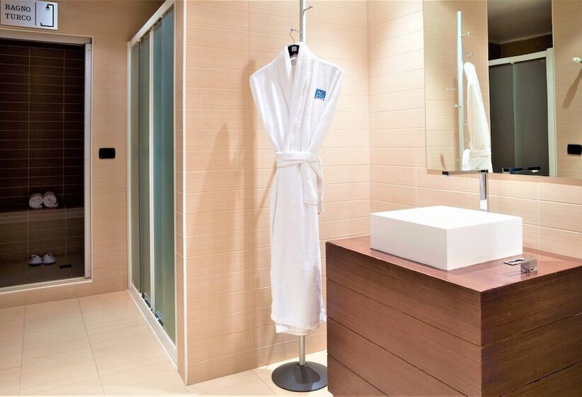 Ac Hotel Vicenza By Marriott