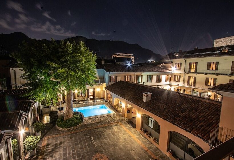 هتل Albergo Le Due Corti