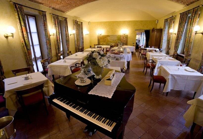 هتل Albergo Le Due Corti