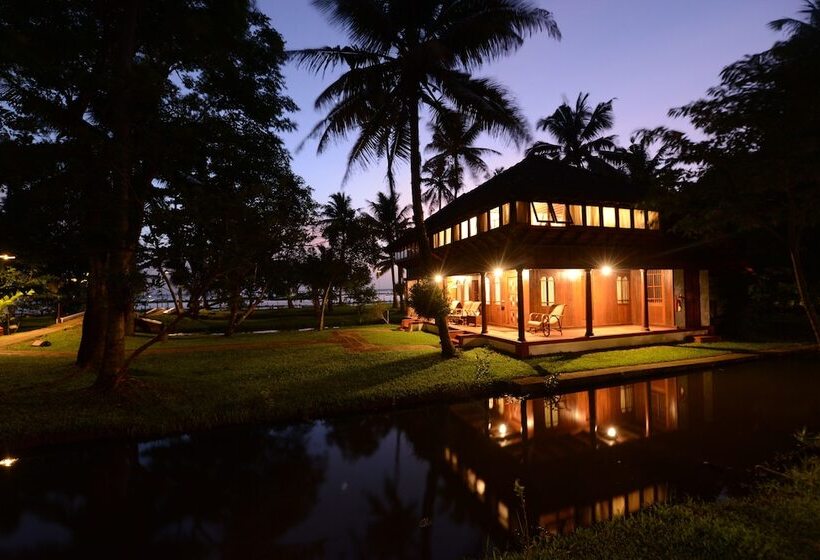 ホテル Coconut Lagoon Kumarakom A Cgh Earth Experience