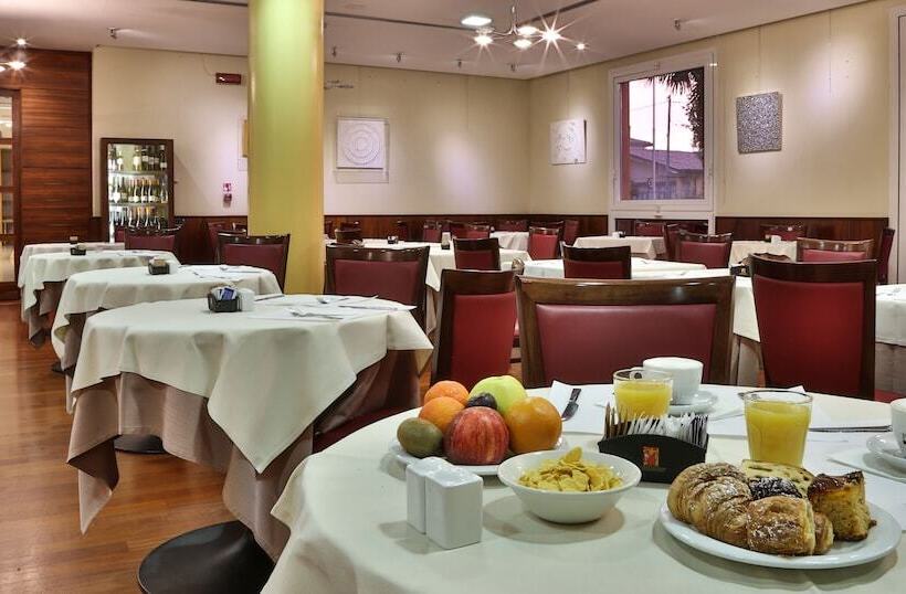 Otel Crowne Plaza Venice East, An Ihg