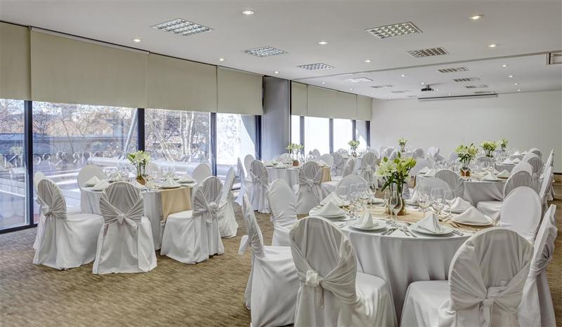 هتل Four Points by Sheraton Montevideo