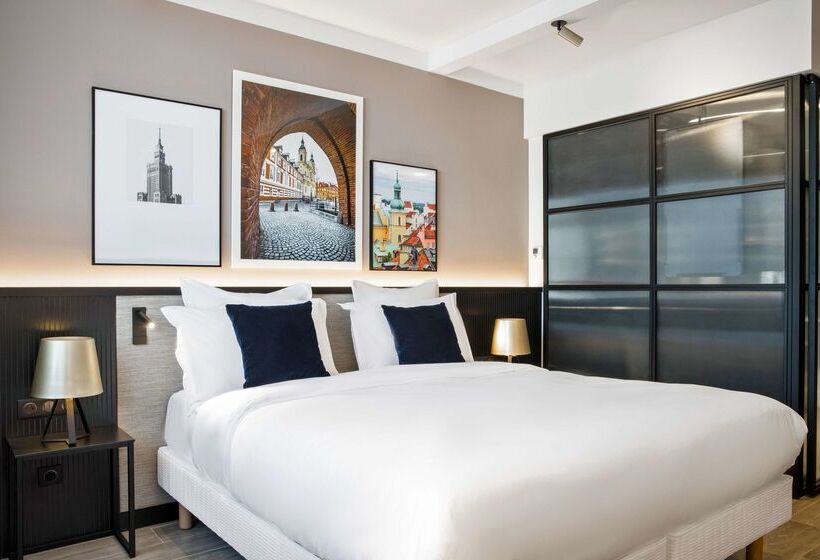 هتل Golden Tulip Warszawa Centrum