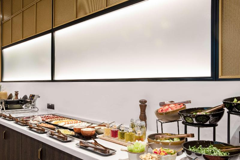 هتل Golden Tulip Warszawa Centrum