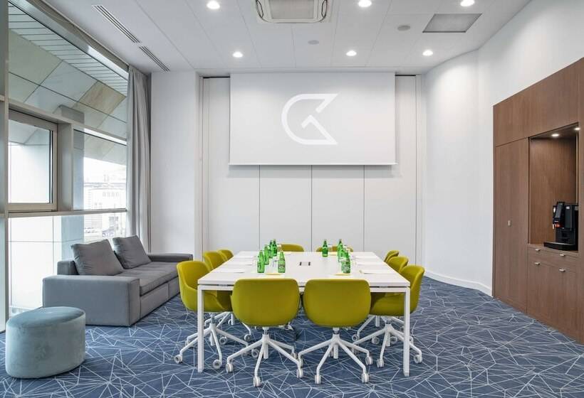 هتل Golden Tulip Warszawa Centrum