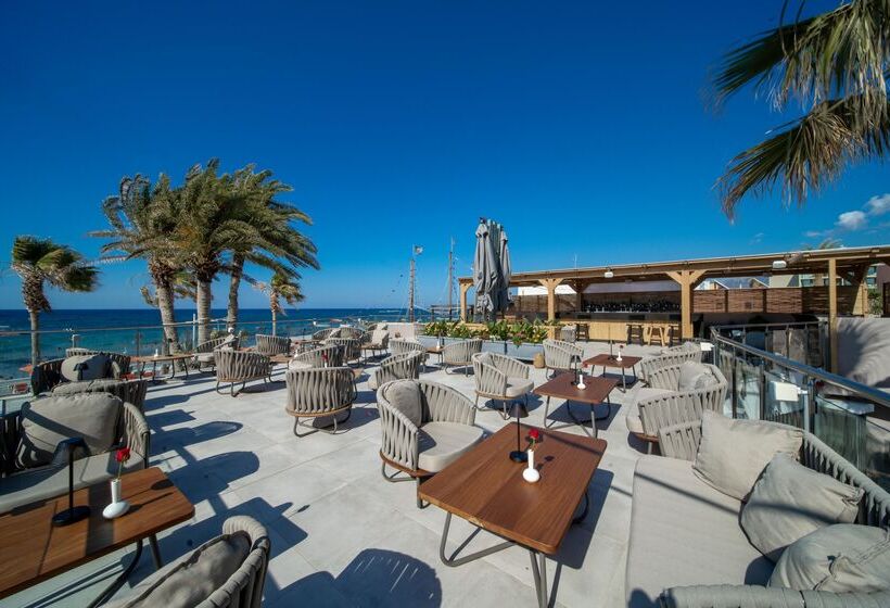 هتل High Beach Resort