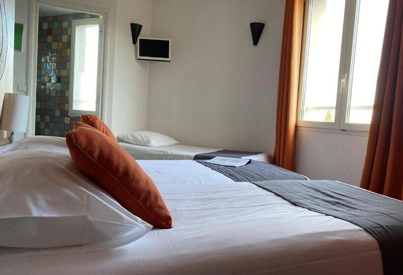 ホテル Hôtel La Rotonde