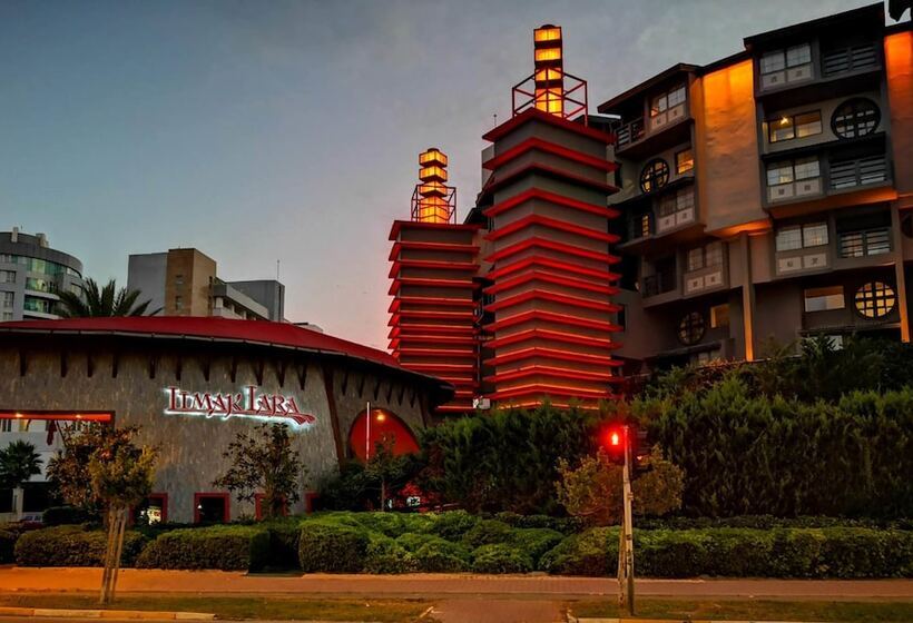 Limak Lara Deluxe Hotel & Resort Antalya