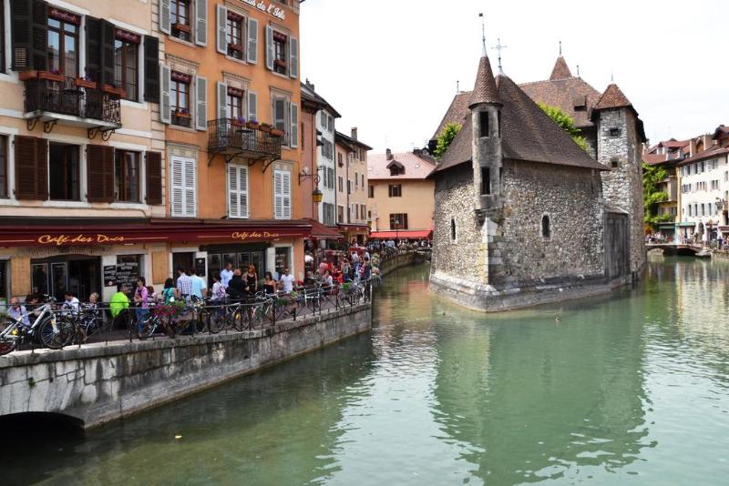 Отель Noemys Viviersdulac