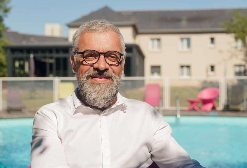 هتل The Originals City, Hôtel La Saulaie, Saumur Ouest