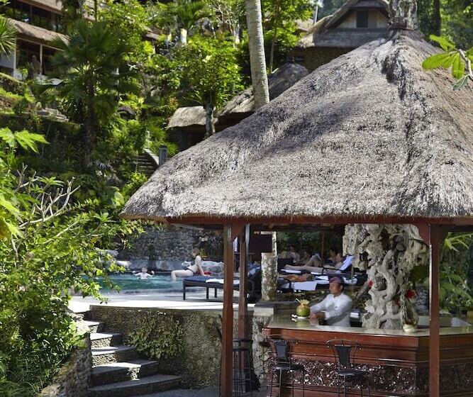 هتل Tjampuhan Spa