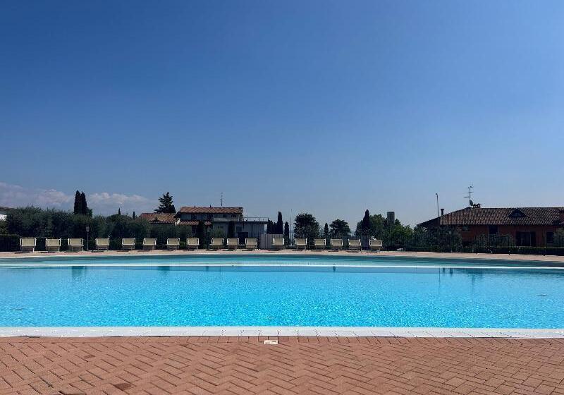 Le Terrazze Sul Lago Hotel & Residence