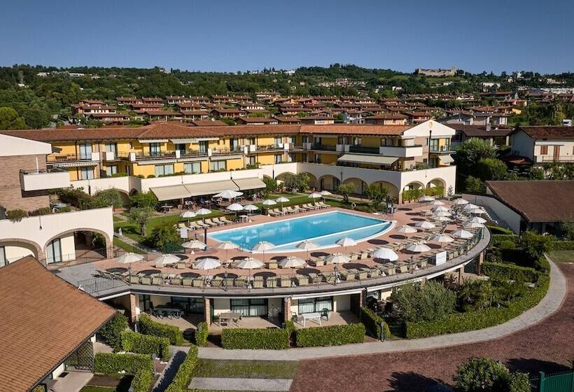 Le Terrazze Sul Lago Hotel & Residence