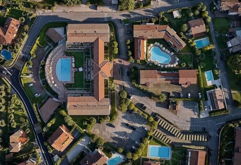 Le Terrazze Sul Lago Hotel & Residence