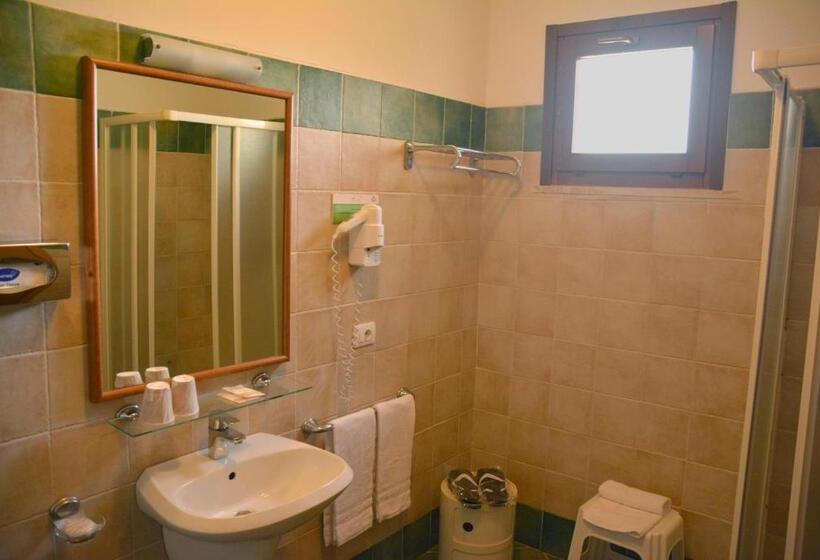 Voi Arenella Resort