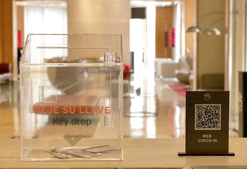 هتل 725 Continental