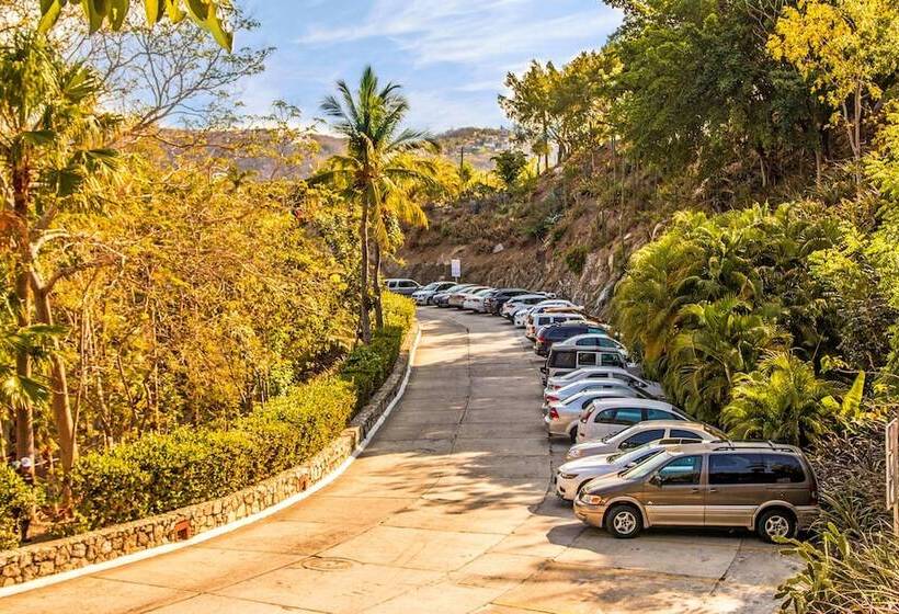 هتل Las Brisas Huatulco