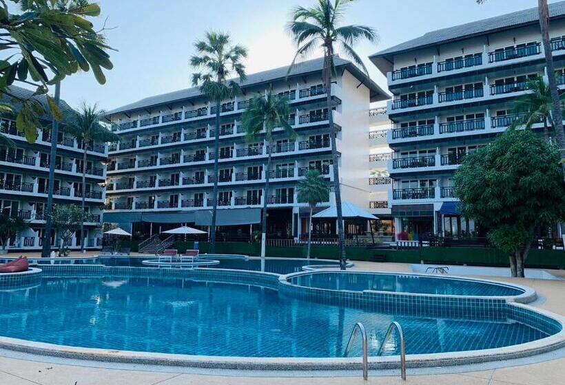 هتل Pattawia Resort & Spa, Pranburi