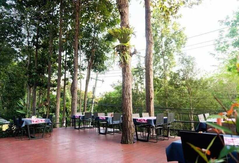 هتل Phu Jaya Floresta Resort By Alphatel