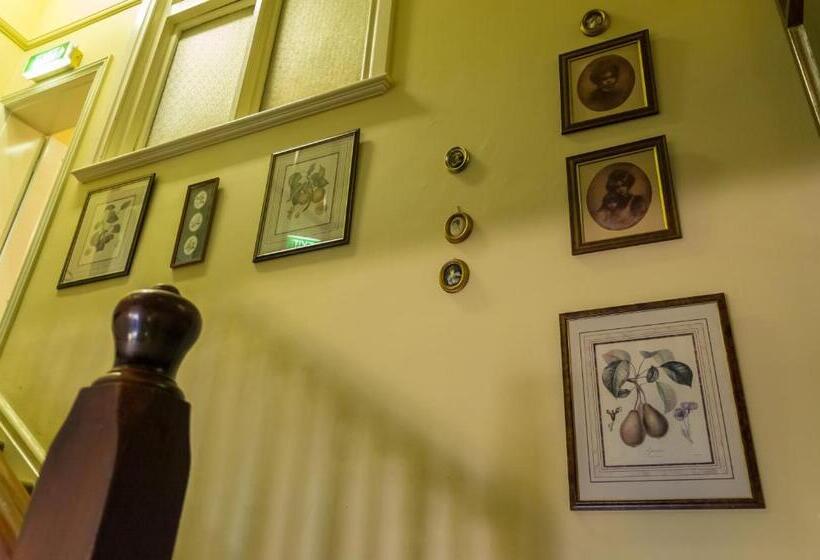 בית מלון כפרי Toorak Manor