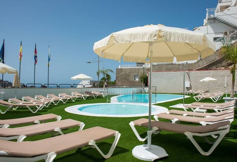 Apartamentos Montesol