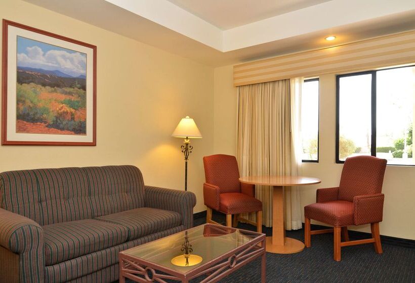 בית מלון כפרי Best Western Plus Palm Desert Resort