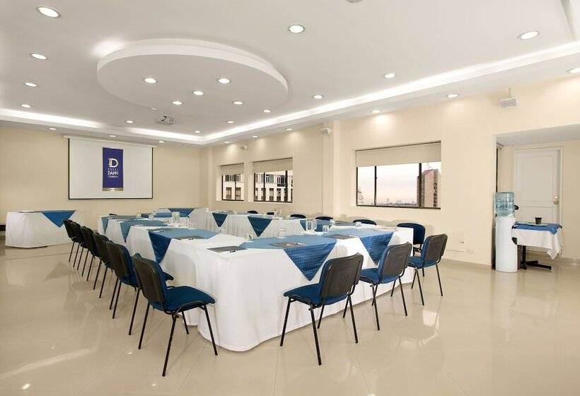 هتل Dann Combeima