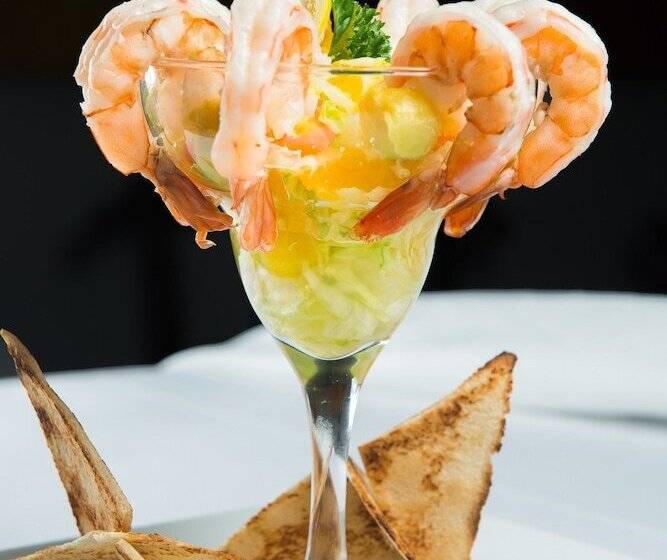 هتل Dann Combeima