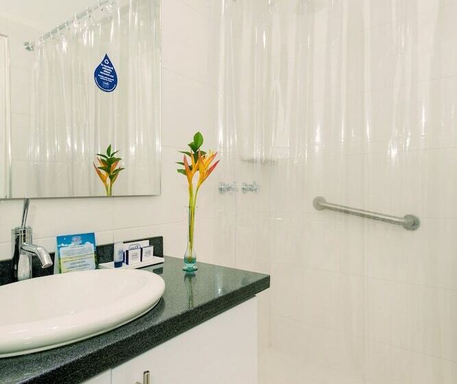 هتل Dann Combeima