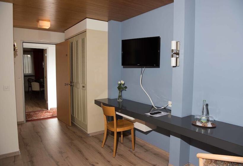 בית מלון כפרי Garni Rösslipost