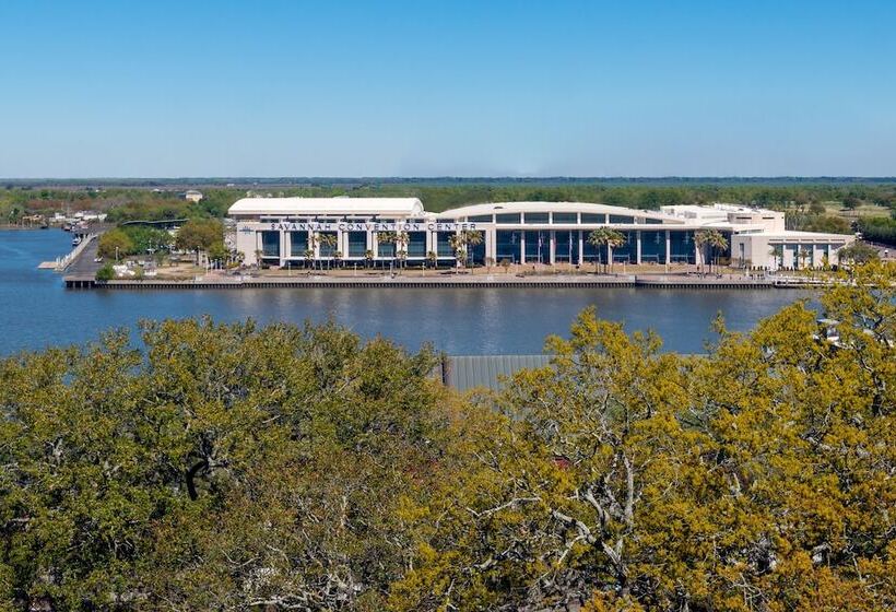 هتل Hampton Inn Savannah Historic District