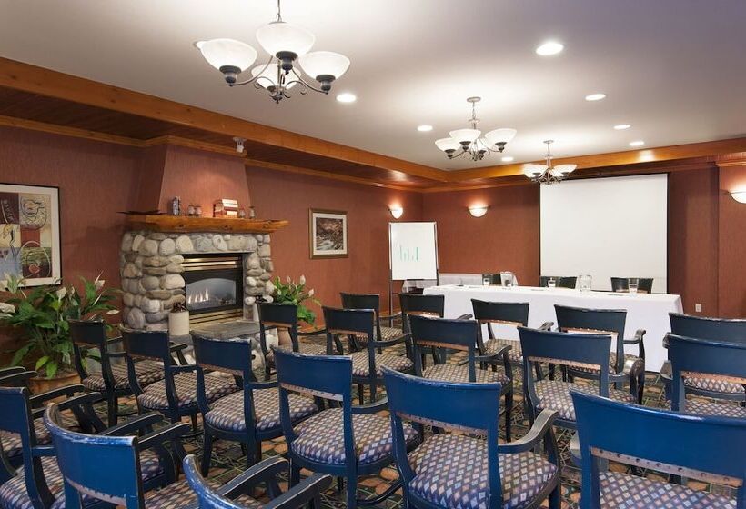 酒店 Lizard Creek Lodge